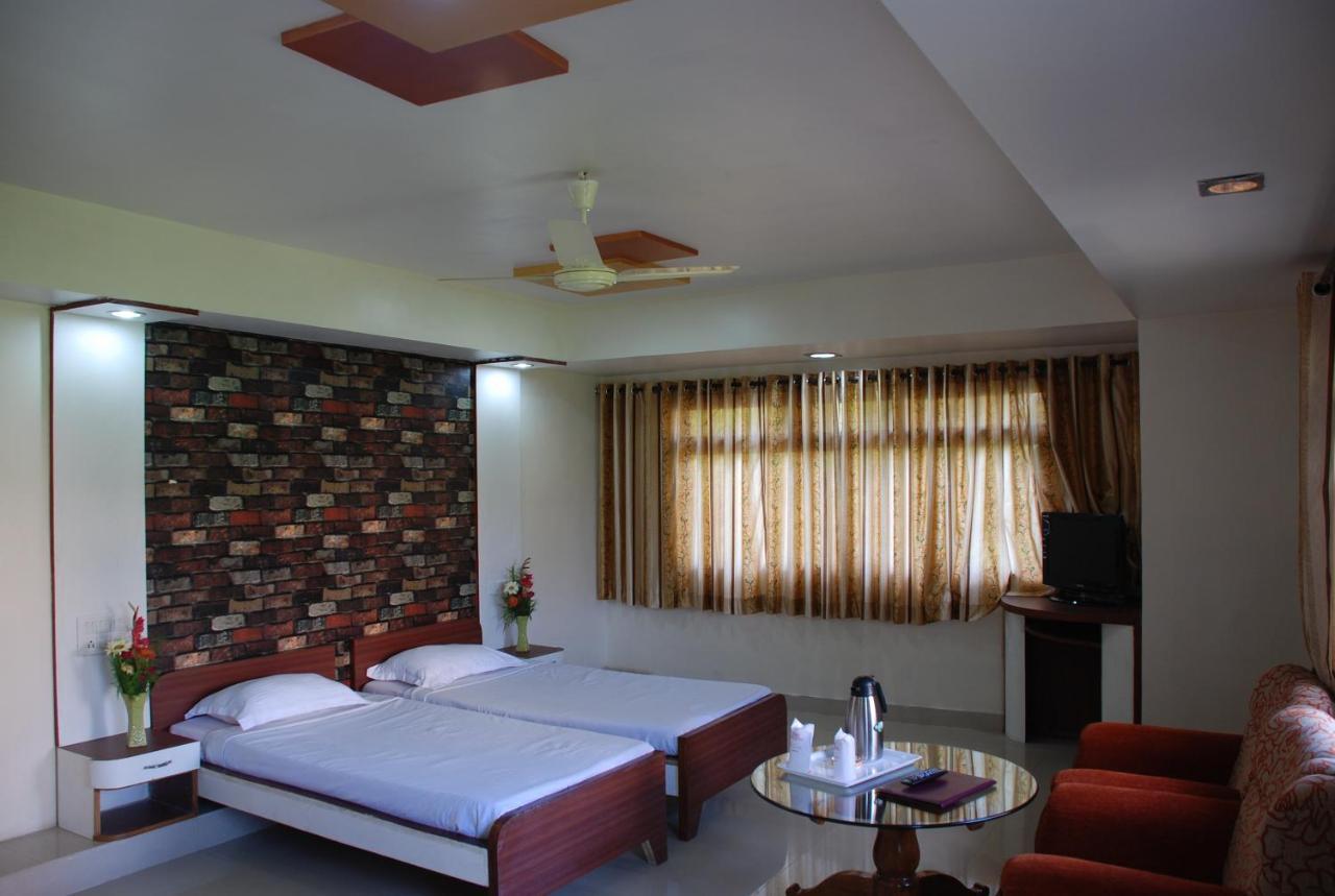 Hotel Grand Arjun Raipur  Exterior photo